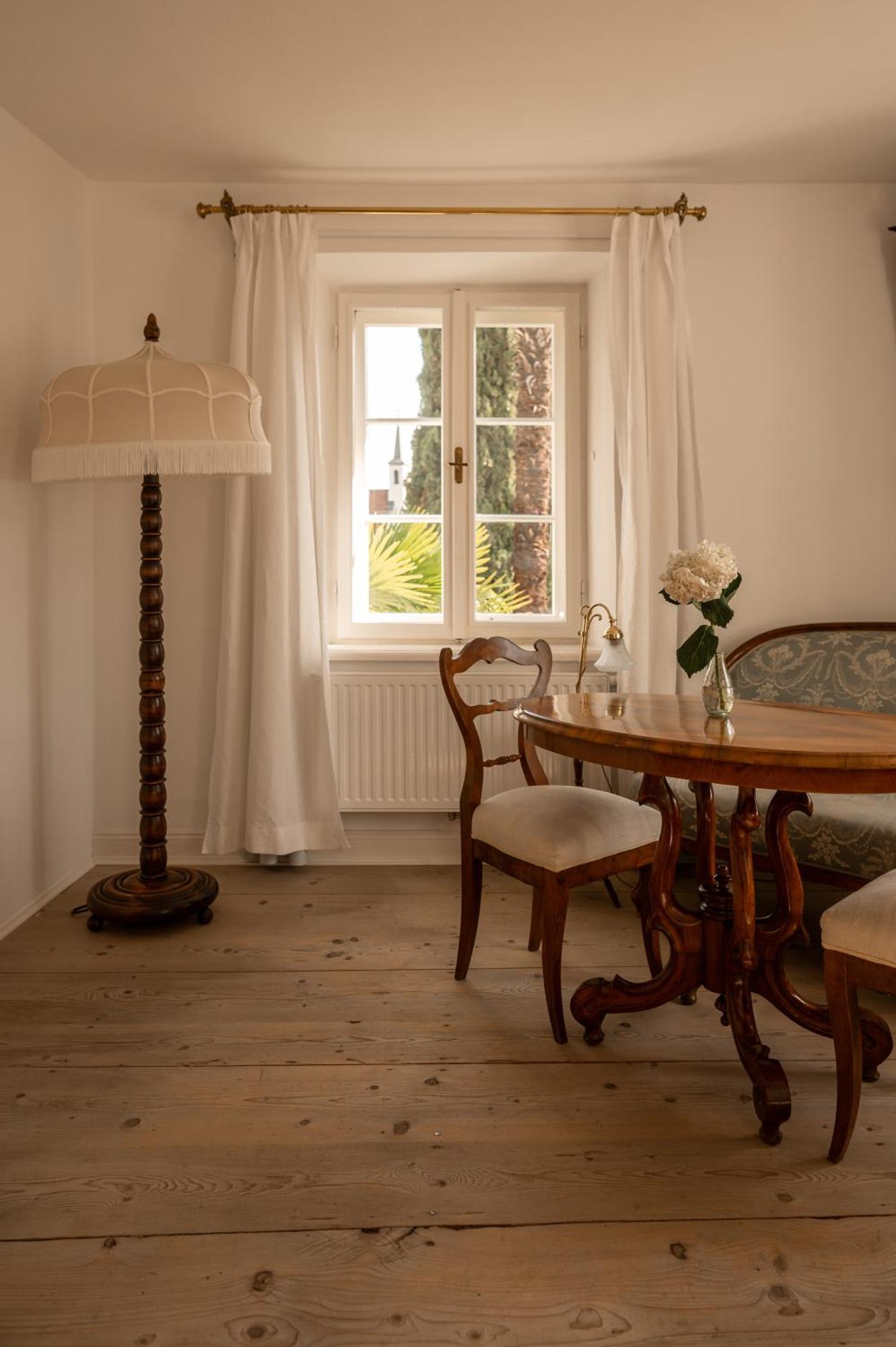 Ottmanngut Suite And Breakfast Merano Exterior foto